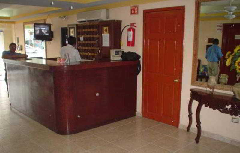 Avenida Cancún Exteriör bild